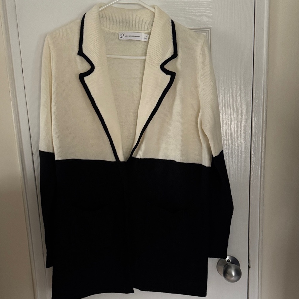 New York & Company Cream Knit Top with Label Detail